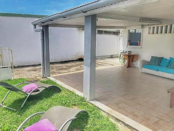 Malilia Beach A Sainte-Anne - Wifi -5 Min A Pied De La Plage Eksteriør bilde